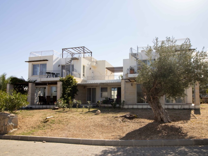 2-Zimmer-Wohnung am Meer mit Gartenblick in Esentepe